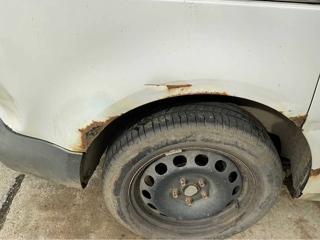 Volkswagen caddy auto uit 2004 - afbeelding 19 van  33