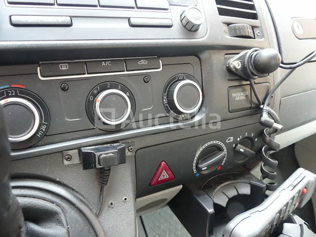 Volkswagen combi bestelwagen (2015-189.679 km-vin:wv2zzz7hzex017082) - afbeelding 5 van  21
