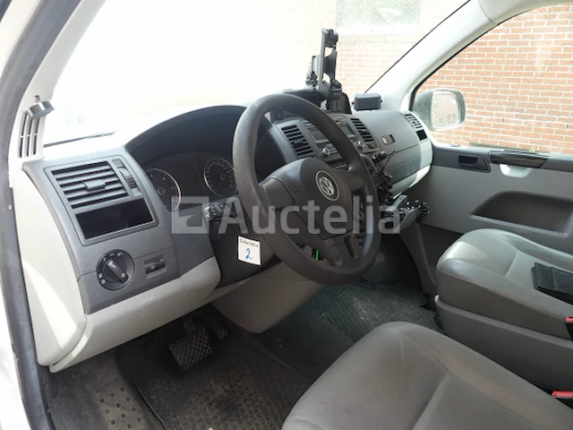 Volkswagen combi bestelwagen (2015-189.679 km-vin:wv2zzz7hzex017082) - afbeelding 7 van  21