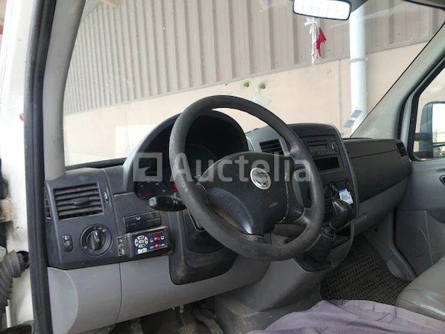 Volkswagen crafter drieweg pick-up vrachtwagen - afbeelding 8 van  52