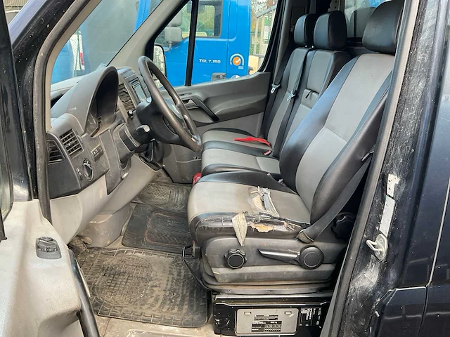 Volkswagen crafter lichte vrachtwagen. - afbeelding 7 van  27