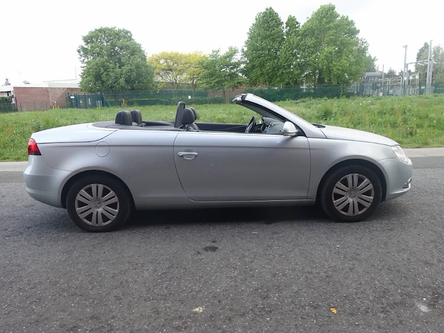 Volkswagen eos - afbeelding 18 van  24