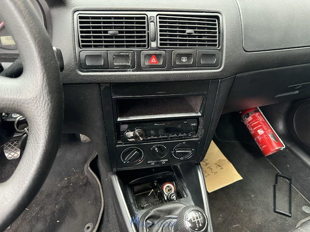 Volkswagen golf - 2001 - afbeelding 2 van  15