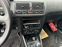 Volkswagen golf - 2001 - afbeelding 2 van  15