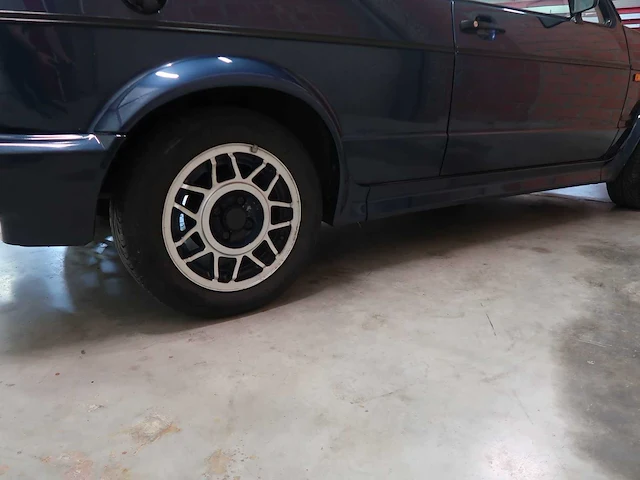 Volkswagen golf 1 cabrio - afbeelding 29 van  99