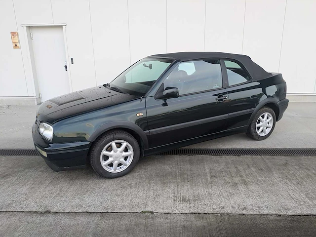 Volkswagen golf 3 cabrio - afbeelding 2 van  23