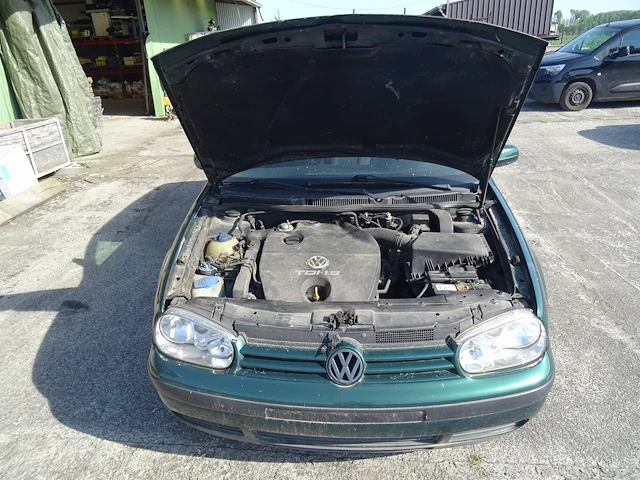 Volkswagen golf 4 - afbeelding 9 van  25