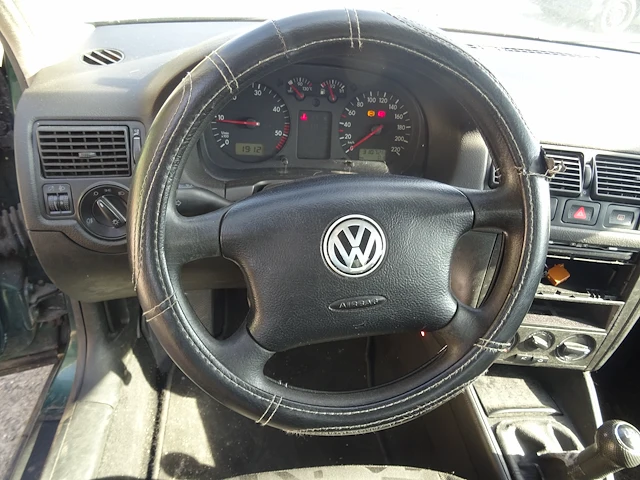 Volkswagen golf 4 - afbeelding 23 van  25