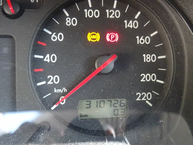 Volkswagen golf 4 - afbeelding 24 van  25