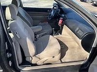 Volkswagen golf personenauto - afbeelding 13 van  28