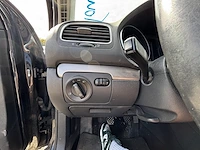 Volkswagen golf vi 1.6 cr tdi bluemotion dpf 105,2011 - afbeelding 9 van  27