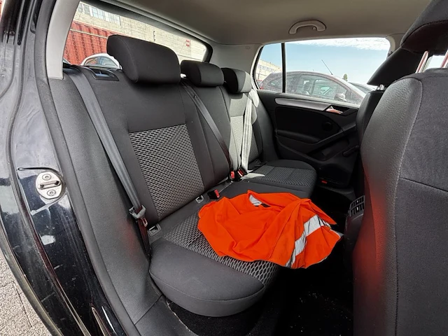 Volkswagen golf vi 1.6 cr tdi bluemotion dpf 105,2011 - afbeelding 14 van  27