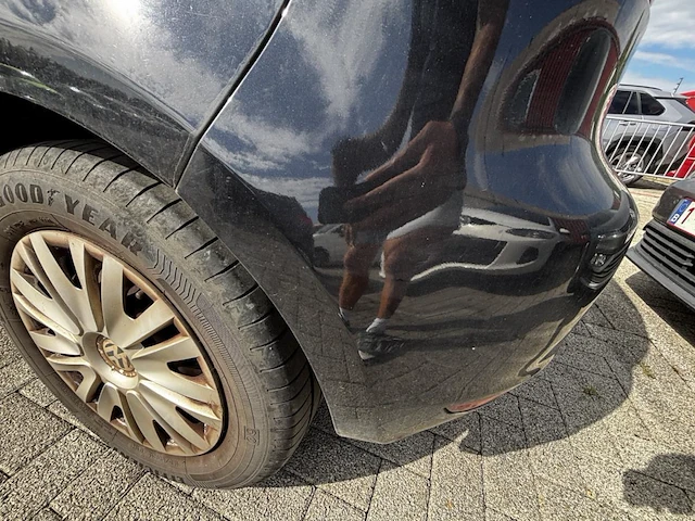 Volkswagen golf vi 1.6 cr tdi bluemotion dpf 105,2011 - afbeelding 20 van  27