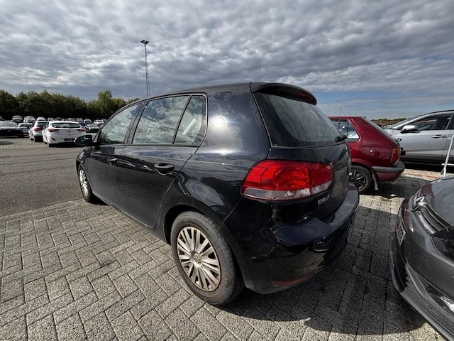 Volkswagen golf vi 1.6 cr tdi bluemotion dpf 105,2011 - afbeelding 24 van  27