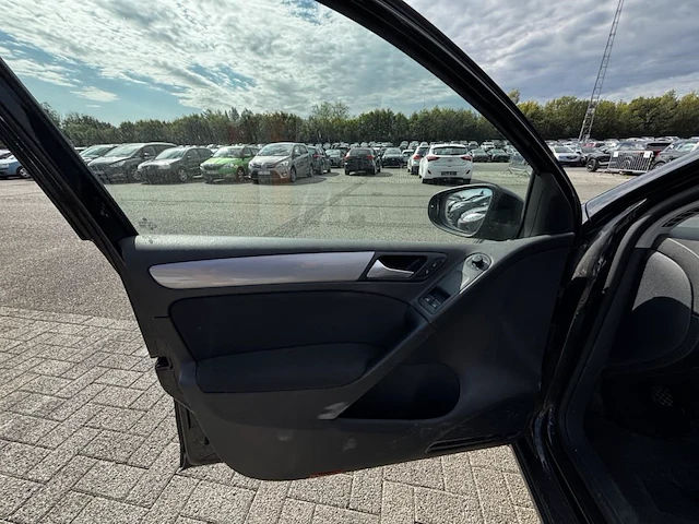 Volkswagen golf vi 1.6 cr tdi bluemotion dpf 105,2011 - afbeelding 26 van  27