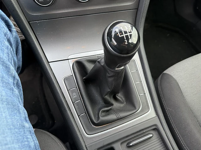 Volkswagen golf vii 1.6 cr tdi trendline,2016 - afbeelding 4 van  27