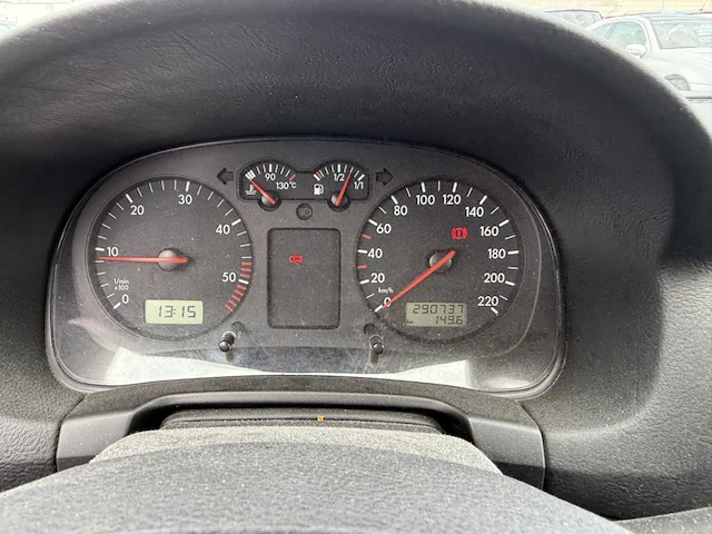 Volkswagen golf,2002 - afbeelding 25 van  25