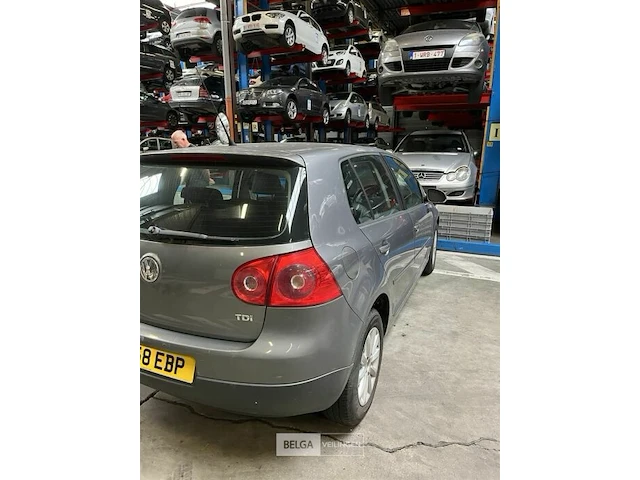 Volkswagen golf - afbeelding 3 van  5
