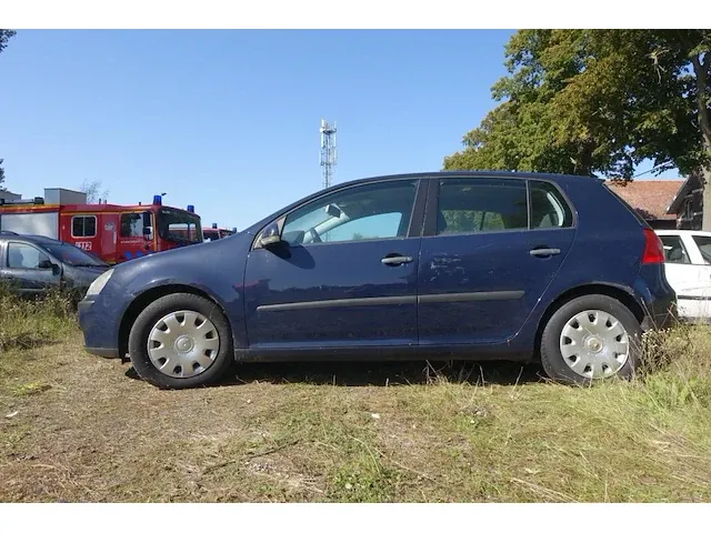Volkswagen golf - afbeelding 3 van  9