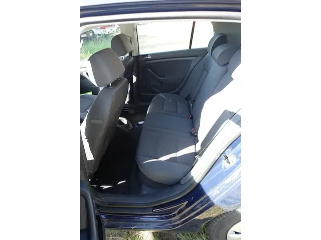 Volkswagen golf - afbeelding 6 van  9