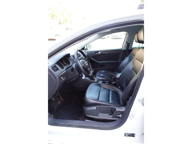 Volkswagen jetta - afbeelding 16 van  20
