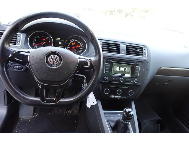 Volkswagen jetta - afbeelding 17 van  20