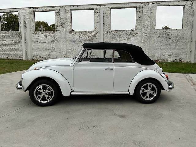 Volkswagen kever 1302s cabrio - 1971 - afbeelding 12 van  32
