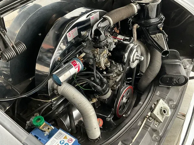 Volkswagen kharmann ghia - afbeelding 18 van  31