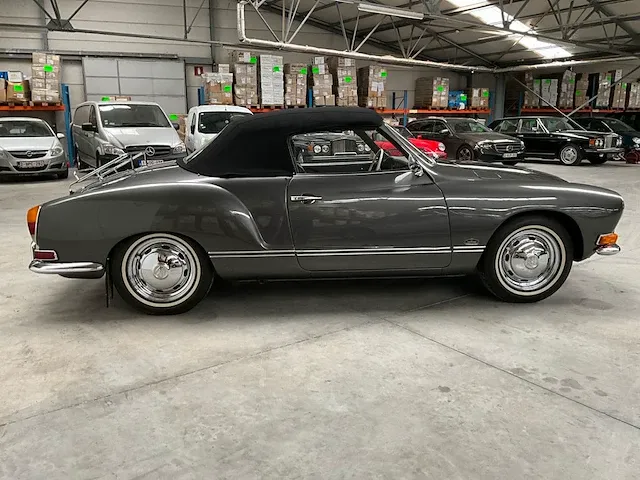 Volkswagen kharmann ghia - afbeelding 28 van  31