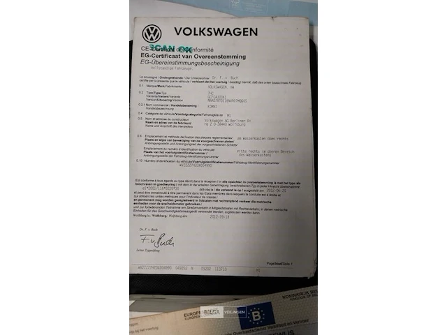 Volkswagen kombi lichte vrachtwagen - afbeelding 3 van  18