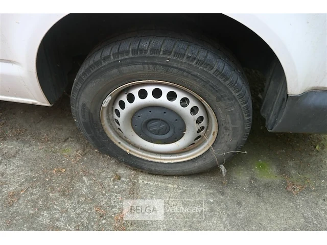 Volkswagen kombi lichte vrachtwagen - afbeelding 9 van  18