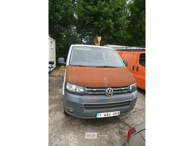 Volkswagen kombi lichte vrachtwagen - afbeelding 11 van  18