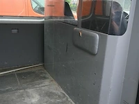 Volkswagen kombi lichte vrachtwagen - afbeelding 13 van  18