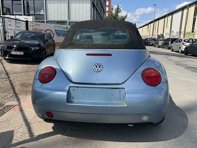 Volkswagen newbeetle - 2004 - afbeelding 18 van  20