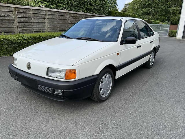 Volkswagen passat - 1992 - afbeelding 1 van  29