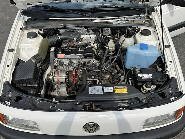 Volkswagen passat - 1992 - afbeelding 15 van  29
