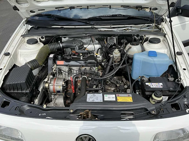 Volkswagen passat - 1992 - afbeelding 16 van  29