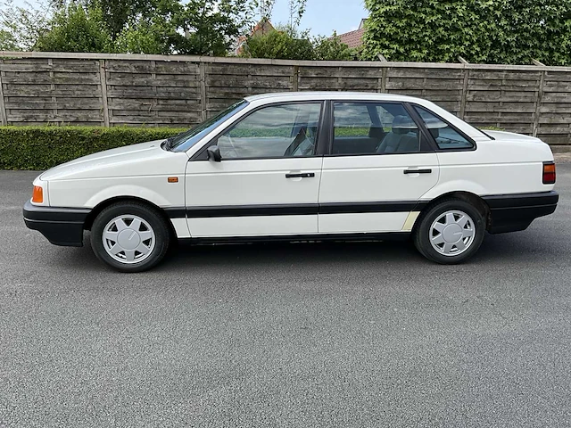 Volkswagen passat - 1992 - afbeelding 12 van  29