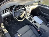 Volkswagen passat - 2017 - afbeelding 12 van  14