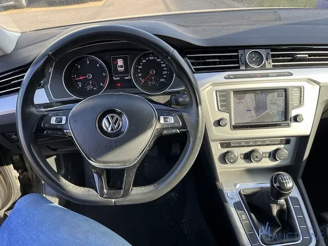 Volkswagen passat - 2017 - afbeelding 13 van  13