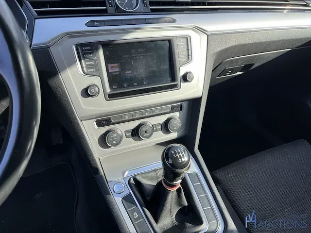 Volkswagen passat - 2017 - afbeelding 14 van  14