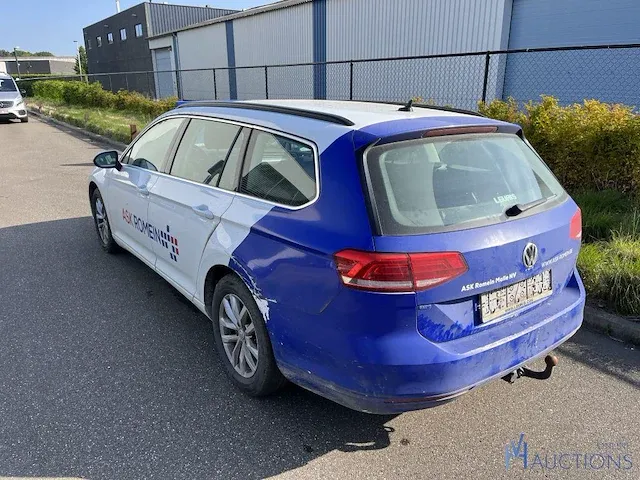 Volkswagen passat - 2017 - afbeelding 10 van  13