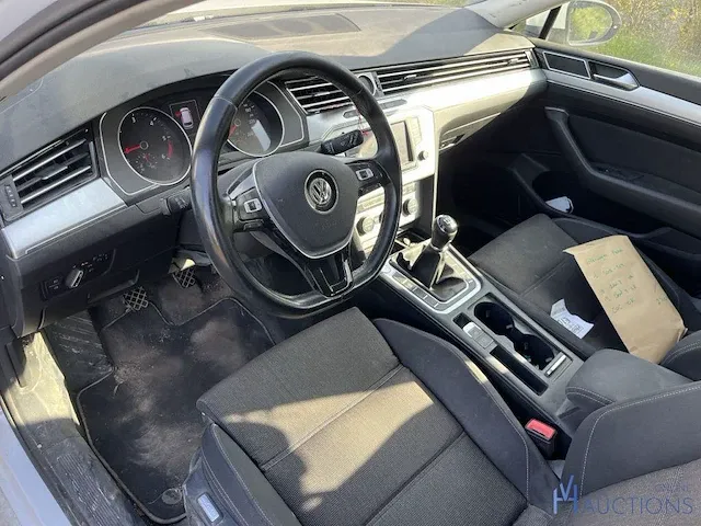 Volkswagen passat - 2017 - afbeelding 11 van  13