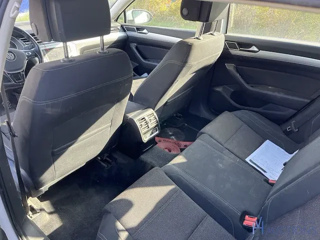 Volkswagen passat - 2017 - afbeelding 12 van  13