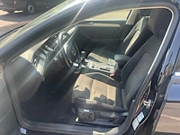 Volkswagen passat - 2018 - afbeelding 4 van  29
