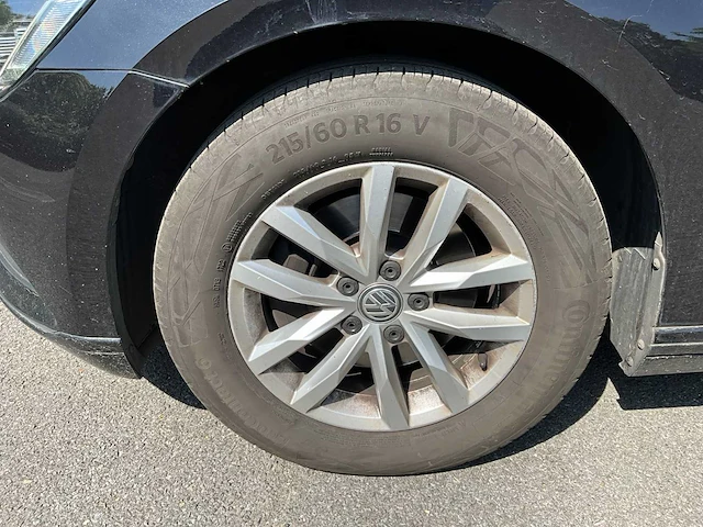 Volkswagen passat - 2018 - afbeelding 11 van  29