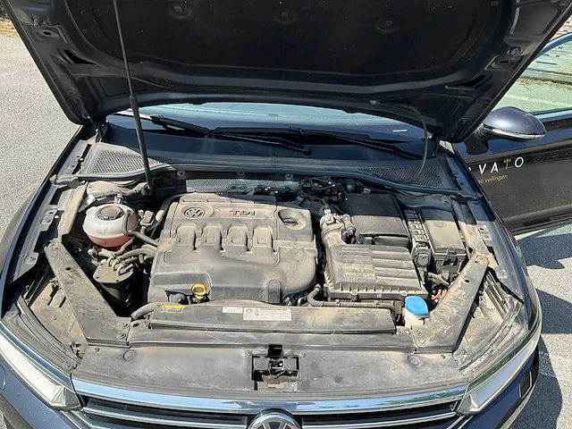 Volkswagen passat - 2018 - afbeelding 16 van  29