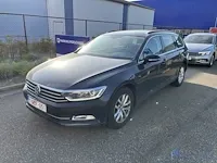 Volkswagen passat - 2019 - afbeelding 1 van  13