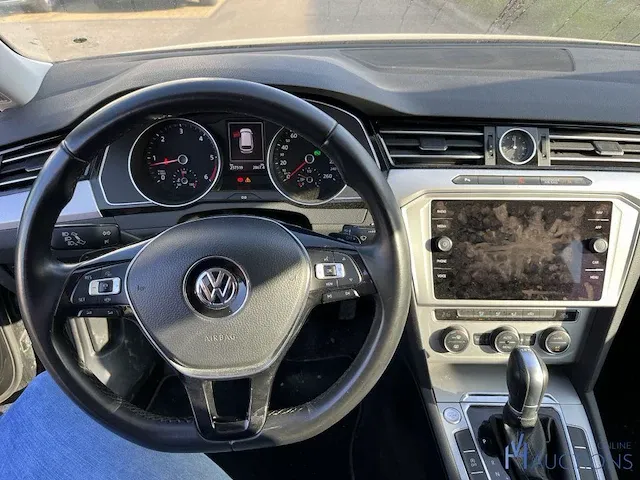 Volkswagen passat - 2019 - afbeelding 2 van  14
