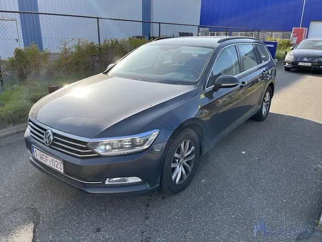 Volkswagen passat - 2019 - afbeelding 1 van  14